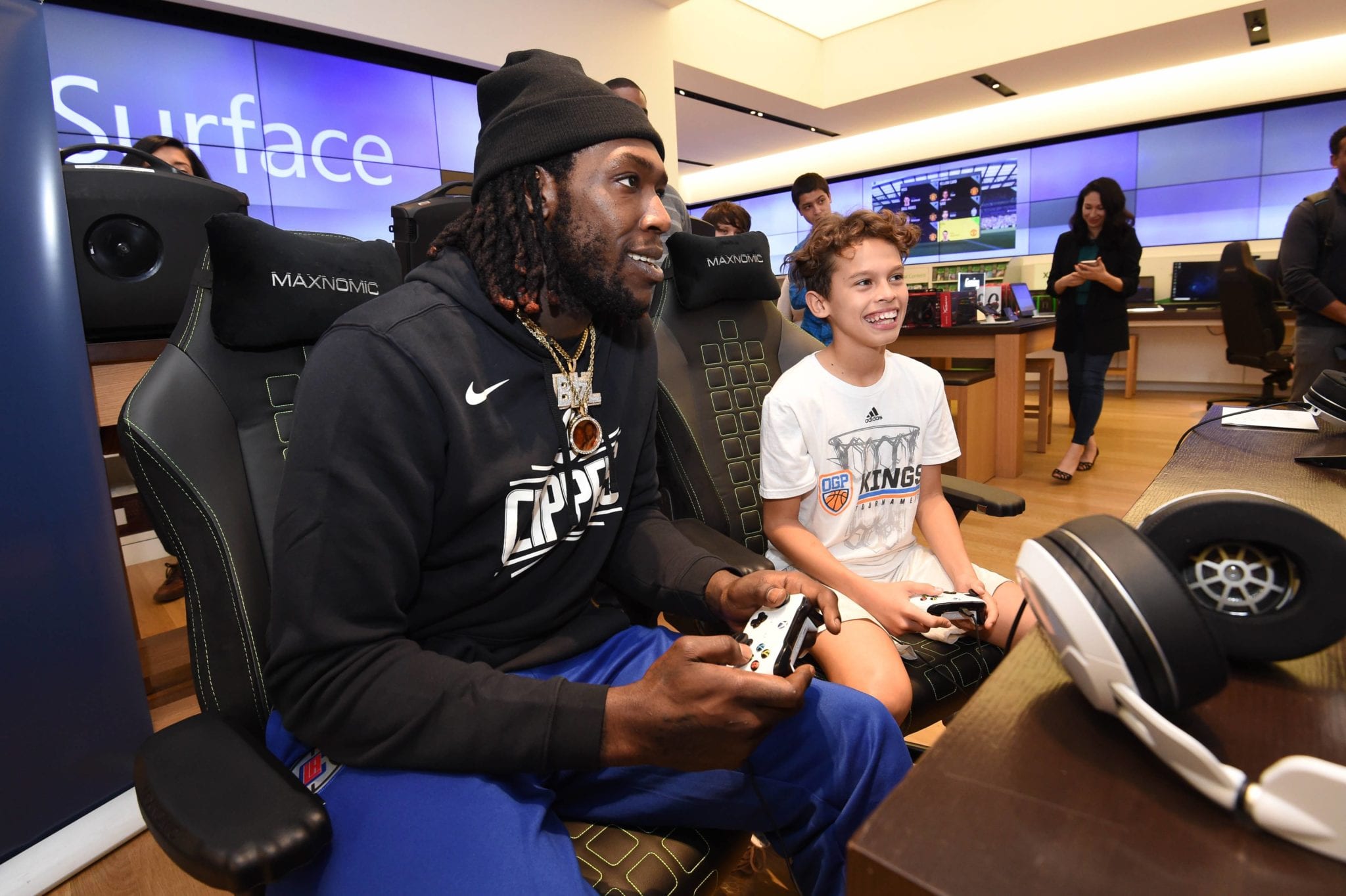 Clippers Montrezl Harrell Blends Stem Robotics And Video Games For Good Cause Closeup360